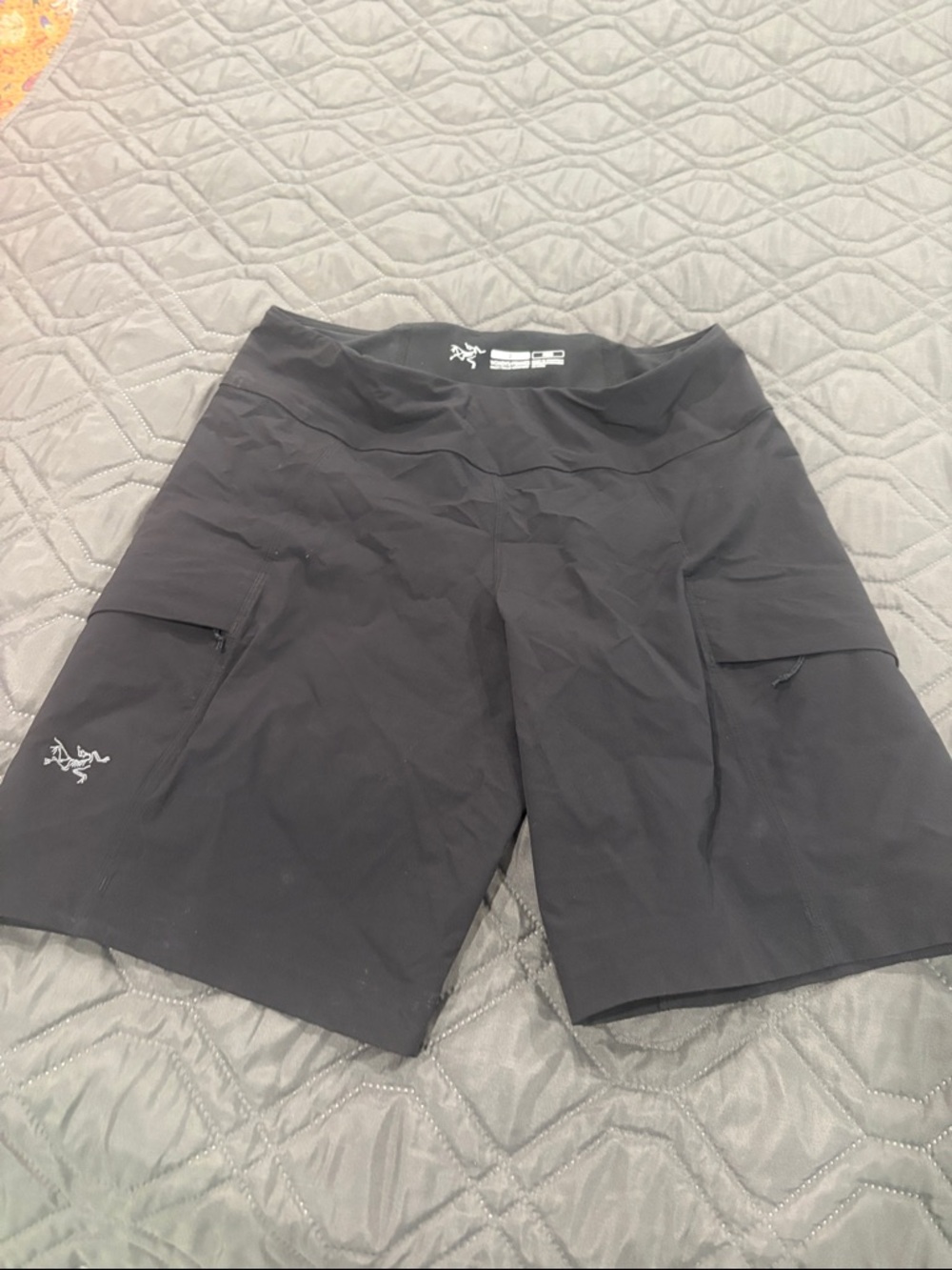 Arc'teryx Sabria Women's Black Performance Stretch Bermudas
